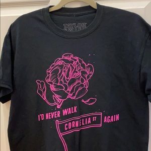 Taylor Swift Black “Lover” T Shirt Size M